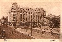 Hotel Athénée Palace, vedere din zona Palatului Regal