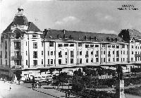 Piața Al. I. Cuza, Casa Albă